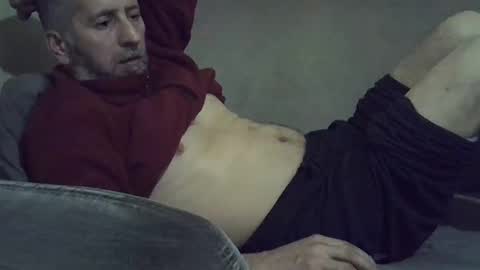 Snapshot of bluehot59 chatting on December 29, 2024, 2:31 pm blue online show from December 29, 2024, 2:31 pm