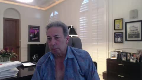 Snapshot of blueisles chatting on December 14, 2024, 7:57 pm blueisles online show from December 14, 2024, 7:57 pm