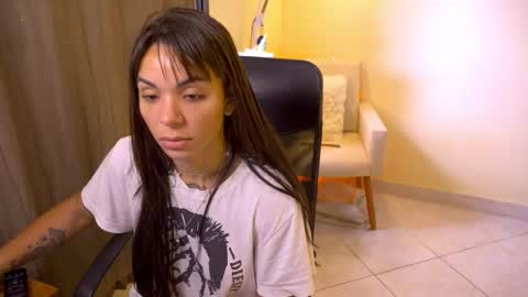 FLORAA online show from February 6, 2026, 11:02 am