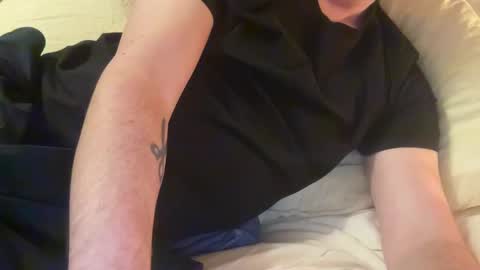 Snapshot of blueroom25 chatting on January 19, 2025, 9:34 pm Blue Room online show from January 19, 2025, 9:34 pm