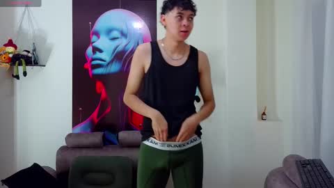 bluewolf247 online show from November 9, 2025, 1:09 pm