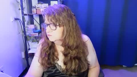 Snapshot of blusau chatting on July 9, 2026, 12:26 am blusau online show from July 9, 2026, 12:26 am