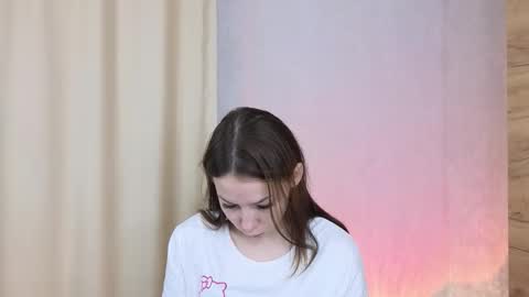 Dolores online show from November 22, 2025, 6:23 am