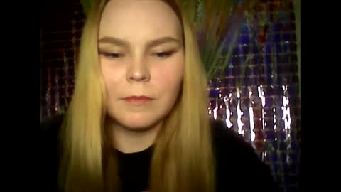 blushing_star online show from February 16, 2025, 6:21 pm