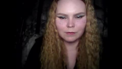 blushing_star online show from February 26, 2025, 4:35 pm