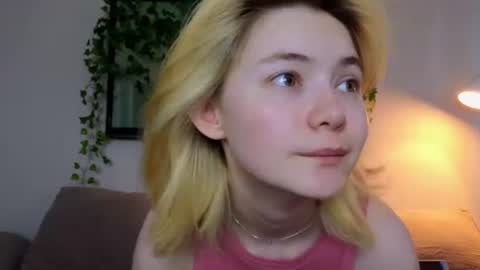 Alice and David online show from July 4, 2026, 11:44 pm