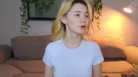 Alice and David online show from July 14, 2026, 12:13 am