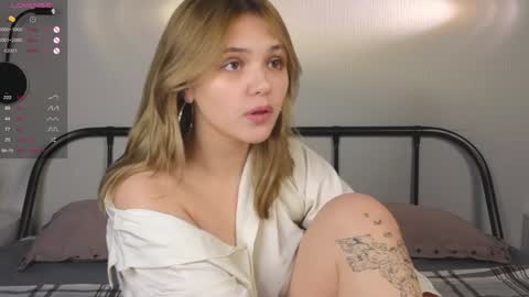 Snapshot of blytheaven chatting on December 11, 2024, 8:07 pm Erica online show from December 11, 2024, 8:07 pm