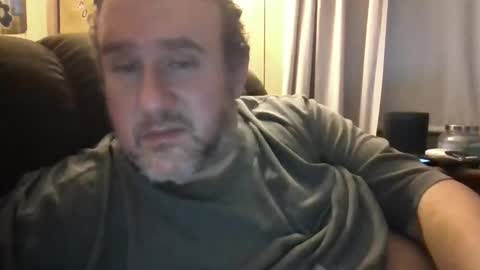 Snapshot of bman233450 chatting on September 24, 2025, 3:32 am bman233450 online show from September 24, 2025, 3:32 am