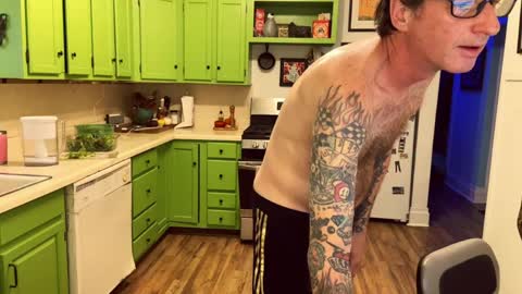 ZuperZexyZounds online show from April 17, 2026, 1:52 am