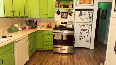 ZuperZexyZounds online show from April 19, 2026, 5:23 pm