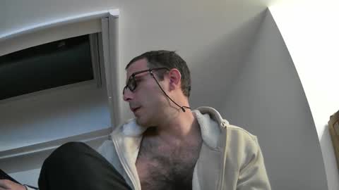 bo22222222 online show from April 4, 2026, 5:10 pm