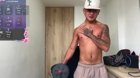 Bob  INDEPENDENT MODEL online show from April 19, 2026, 5:01 pm