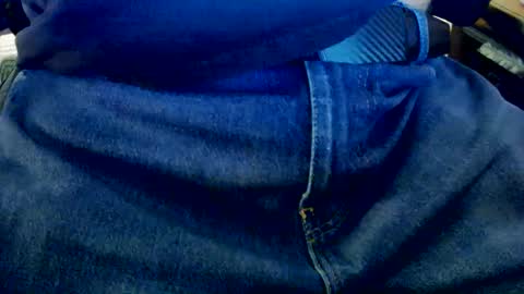 bobbie420_ online show from February 18, 2025, 2:38 am