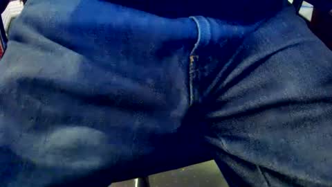 bobbie420_ online show from February 24, 2025, 2:40 am