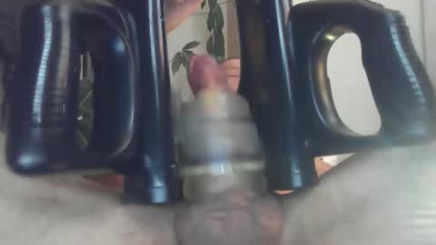 Bobby123 online show from November 27, 2025, 7:27 pm