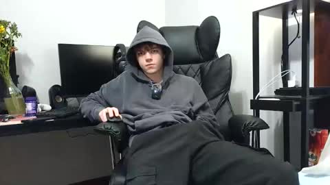 bobby72738 online show from February 17, 2026, 3:25 am