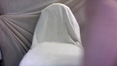 Snapshot of bobbyjune66 chatting on June 18, 2026, 10:19 am bobbyjune66 online show from June 18, 2026, 10:19 am