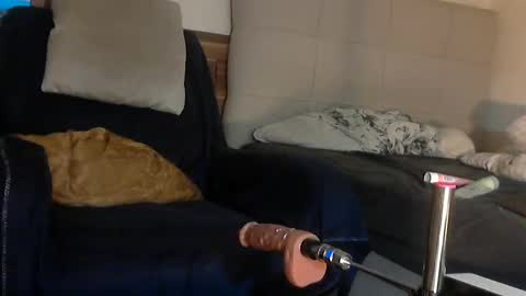 bobbytoyyboy online show from March 2, 2025, 5:36 pm