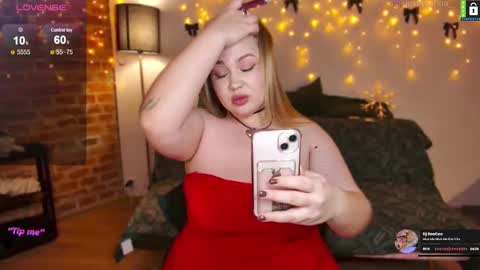  Lina  online show from December 24, 2024, 10:39 pm