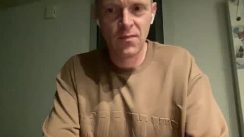 ask me online show from October 5, 2025, 8:29 pm