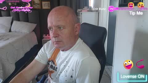 Ningifun couple online show from April 4, 2026, 10:46 am