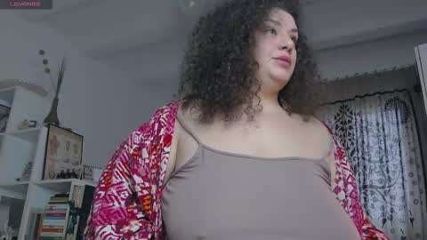 BohoBabeLaxy online show from November 29, 2025, 9:01 am