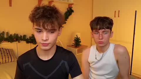 ALEXPVT IS OPEN online show from December 4, 2025, 2:26 pm