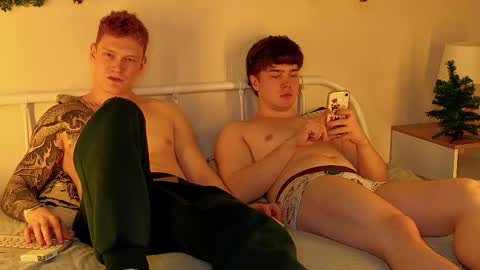 ALEXPVT IS OPEN online show from December 19, 2025, 5:09 pm