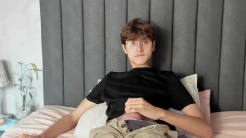 Boleyn online show from January 31, 2025, 1:02 pm