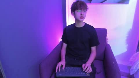 Boleyn online show from February 9, 2025, 1:03 pm