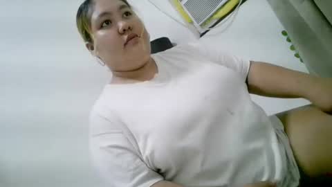 Snapshot of bombastic_darla chatting on September 9, 2025, 11:59 pm bombastic_darla online show from September 9, 2025, 11:59 pm