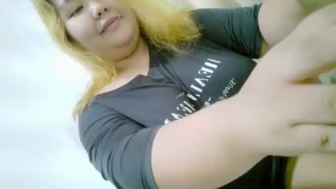 Snapshot of bombastic_darla chatting on September 13, 2025, 3:50 am bombastic_darla online show from September 13, 2025, 3:50 am
