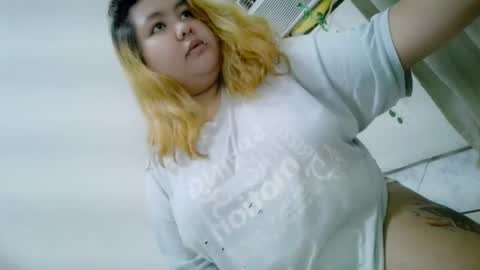 Snapshot of bombastic_darla chatting on September 17, 2025, 6:15 am bombastic_darla online show from September 17, 2025, 6:15 am