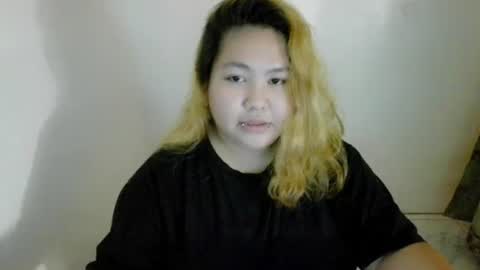 Snapshot of bombastic_darla chatting on September 22, 2025, 6:32 pm bombastic_darla online show from September 22, 2025, 6:32 pm
