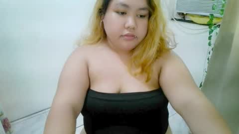 Snapshot of bombastic_darla chatting on September 25, 2025, 5:11 am bombastic_darla online show from September 25, 2025, 5:11 am
