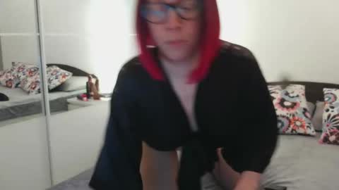 Snapshot of bonbonsitos_69 chatting on February 24, 2026, 7:12 pm Lucy online show from February 24, 2026, 7:12 pm