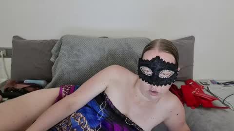 Snapshot of bonbonsitos_69 chatting on August 1, 2026, 9:08 am Lucy online show from August 1, 2026, 9:08 am