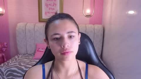 Bonnie  online show from June 6, 2026, 12:21 pm