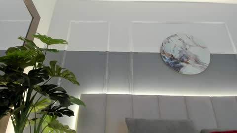 Bonnie online show from February 26, 2025, 6:26 am