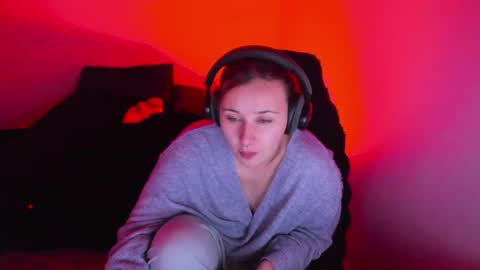 Bonnie Help me reach 500 likes online show from April 17, 2026, 9:40 pm