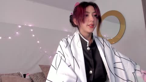 Snapshot of bonniecute_ chatting on December 29, 2024, 3:03 pm online show from December 29, 2024, 3:03 pm