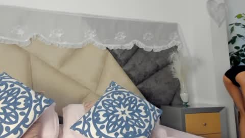 Snapshot of bonniecute_ chatting on January 24, 2025, 11:37 am online show from January 24, 2025, 11:37 am