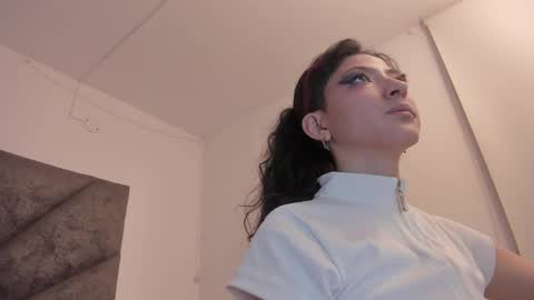   online show from April 5, 2026, 11:35 pm