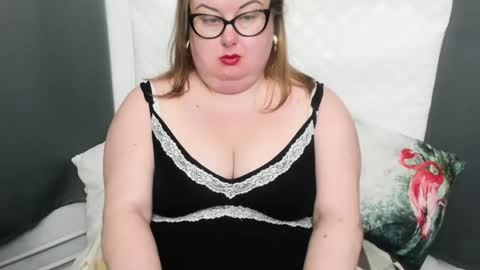 Bonnie online show from December 14, 2024, 8:23 am