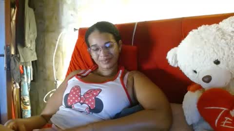 Queen Bon Vivantt online show from December 26, 2024, 12:49 pm