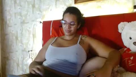 Queen Bon Vivantt online show from January 5, 2025, 9:57 pm