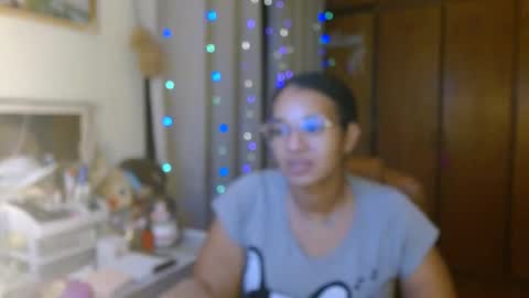 Queen Bon Vivantt online show from January 23, 2025, 5:45 am