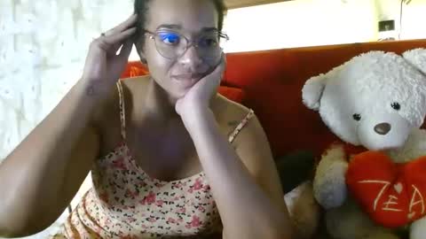 Queen Bon Vivantt online show from February 17, 2025, 5:10 pm