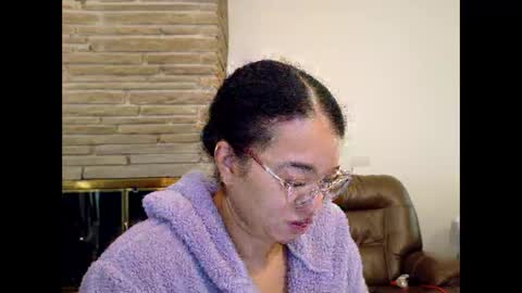 Queen Bon Vivantt online show from January 7, 2026, 4:09 pm